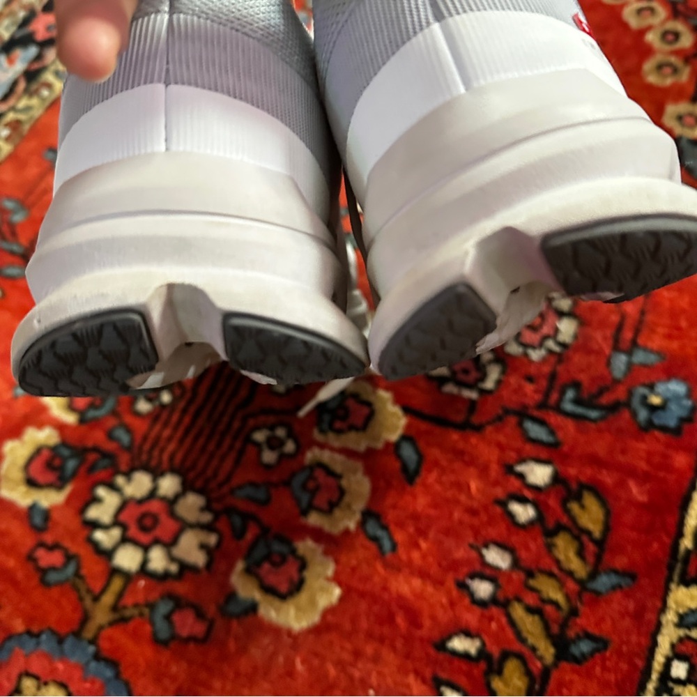 On Running Cloud Runner Sneakers - image 6